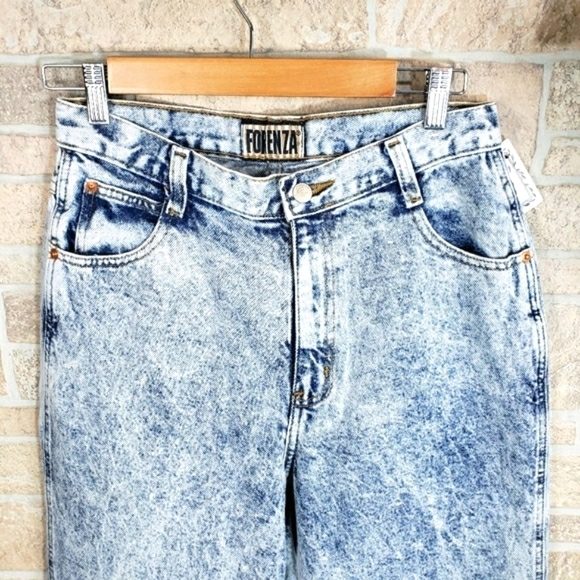 FORENZA Acid Wash High Waist Relaxed Fit Jeans Size 10 Average - Picture 4 of 9